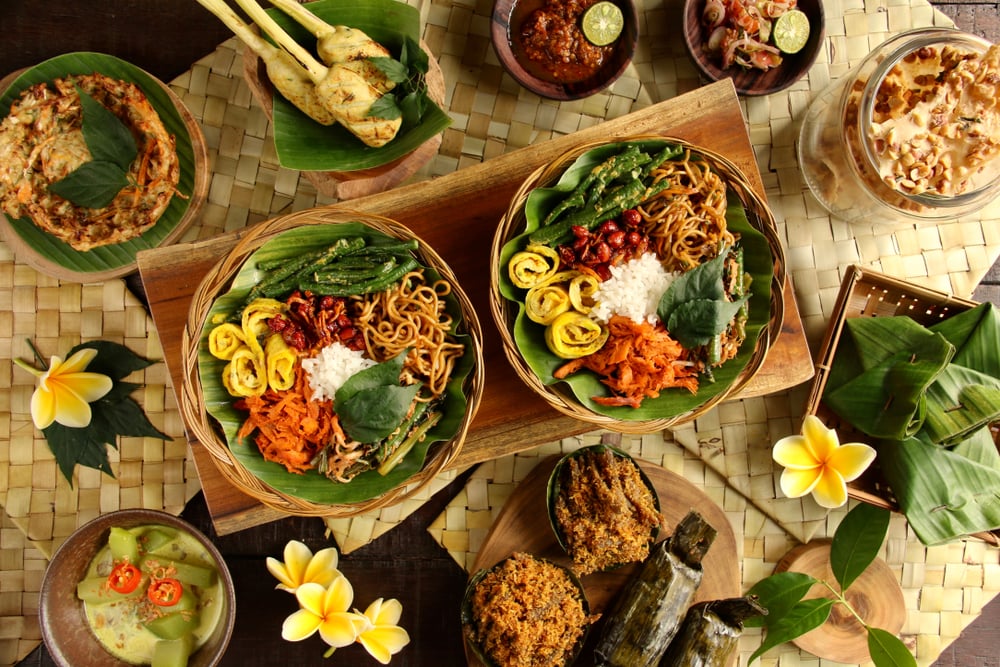 Best Street Food in Indonesia: Must-Try Dishes for Every Traveller